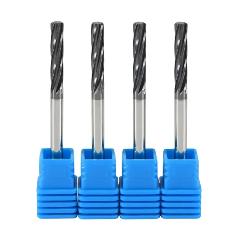 Carbide Reamer With Right Cutt